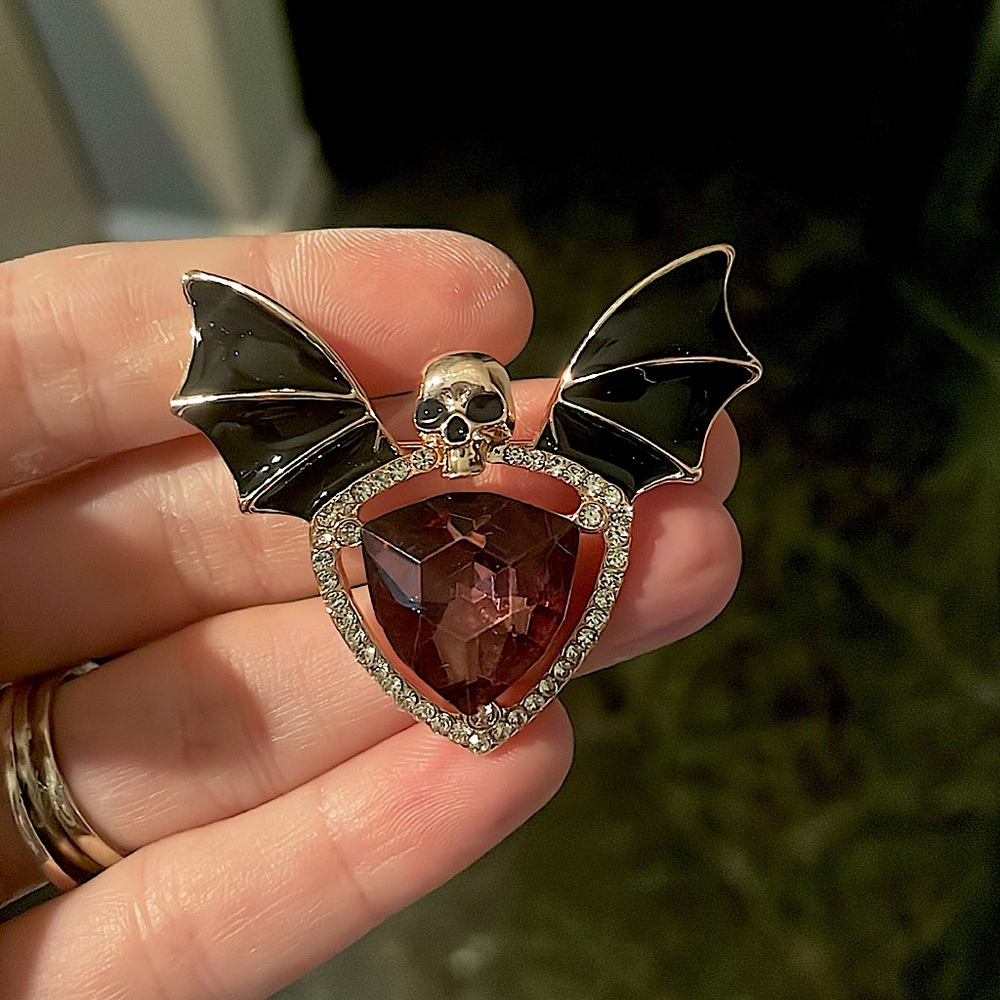 Gothic Skull & Bat Brooch